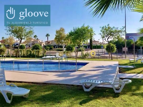 På billedet ses objektet Oasis Slow Life H44 by Gloove beliggende i byen Escobar.