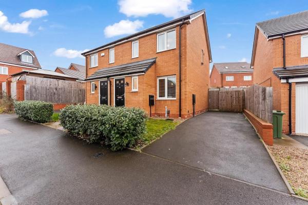 A la foto es mostra l'objecte City Centre House, Large Drive, Free Parking, WiFi, Netflix situat a la ciutat de Coventry.