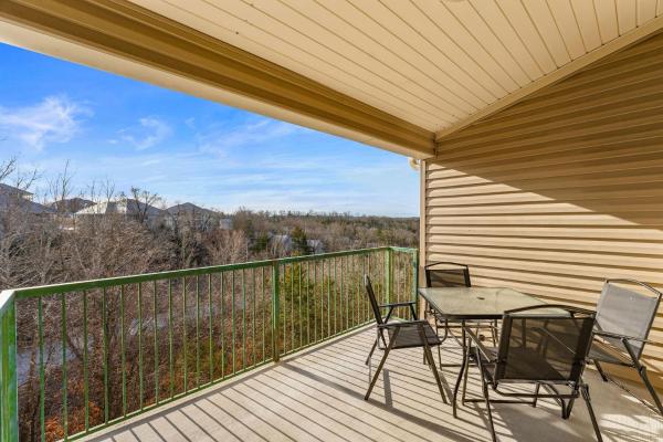 The photo shows the Cozy Top Floor 2BR Condo with View and Amenities!! located in the city of Branson.