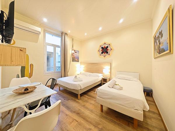 A la foto es mostra l'objecte Viva Riviera - 19 rue des Frères Pradignac situat a la ciutat de Canes.