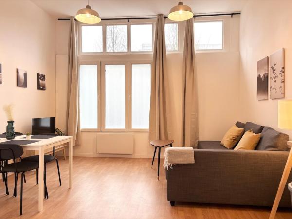 A la foto es mostra l'objecte Lovely apartment - 4 guests Roubaix situat a la ciutat de Roubaix.