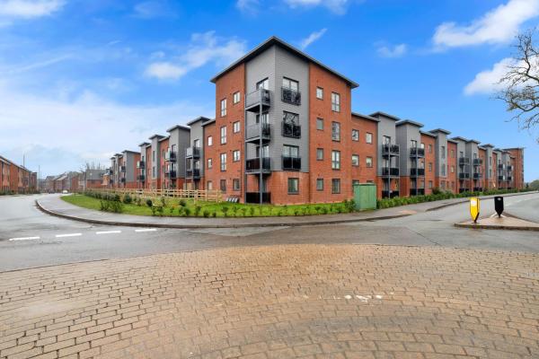 Beautiful Flat In Shirley, Spacious And Stylish - Birmingham Airport (BHX)