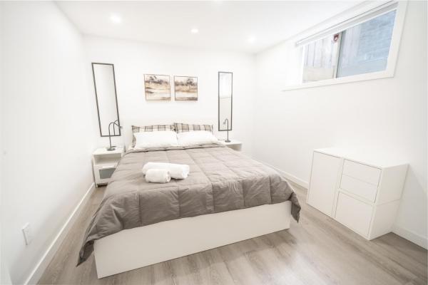 På bildet vises objektet Luxurious 2 Bed Apartment in Downtown Cambridge som ligger i byen Cambridge.