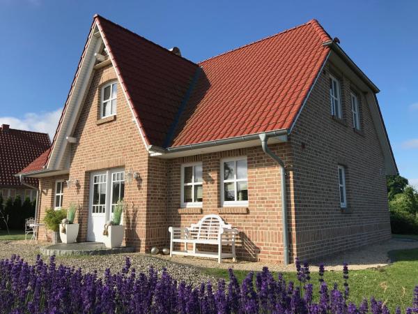 Ferienhaus " Strandhus " An Der Ostsee, Sauna, Kamin, Strandkorb, Free W-lan By Seaside - Lübeck