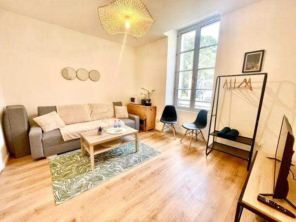 A la foto es mostra l'objecte Le Romarin Wifi Cosy situat a la ciutat de Cavaillon.