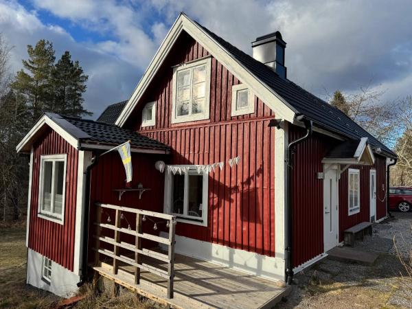 Na fotografii je vidět objekt Hus Anna nacházející se ve městě Berga.