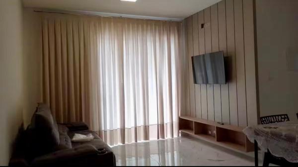 Στη φωτογραφία φαίνεται το αντικείμενο Apartamento novíssimo, perto do mar που βρίσκεται στην πόλη Itapema.