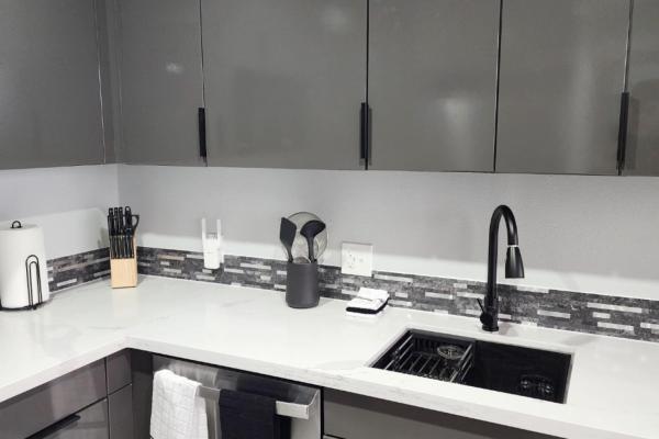 Na fotografii je vidět objekt Peaceful Midtown Apartment with Gym and Parking nacházející se ve městě Tulsa.