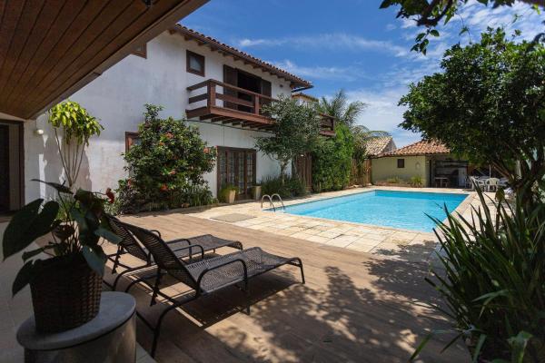 A la foto es mostra l'objecte Casa com 4 Suítes e Piscina em Búzios | PZ 1214 situat a la ciutat de Búzios.