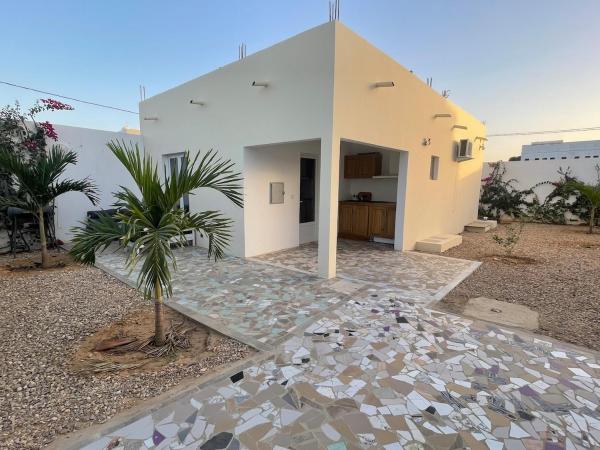 Na zdjęciu widoczny jest obiekt N'guerigne bambara położony w mieście Ngaring.