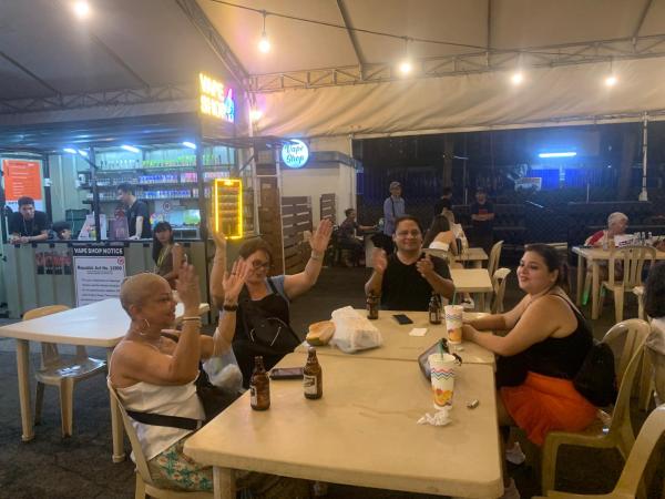 På bilden syns objektet All Access Manila Tour som ligger i staden Manila.