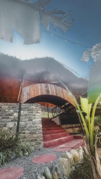 照片显示了位于Rānīpauwa市的Tropical Escape - Patal Eco Villas物件。