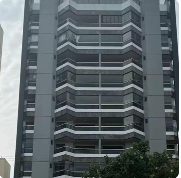 A la foto es mostra l'objecte Apartamento Beira mar 3 varandas , 3 quartos e 3 banheiros situat a la ciutat de Guarapari.