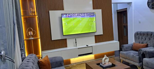På billedet ses objektet BACELOS Place beliggende i byen Abuja.