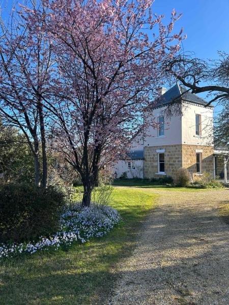 Na foto é possível ver o objeto Bonnie Blink - Historic 1874 Home with Bush Views localizado na cidade de Kanimbla.
