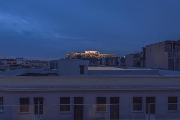 Foto 6: Sofokleous suite with Acropolis stunning view
