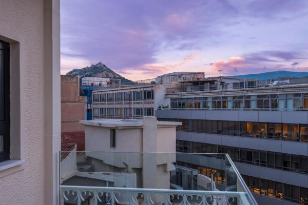 Foto 7: Sofokleous suite with Acropolis stunning view