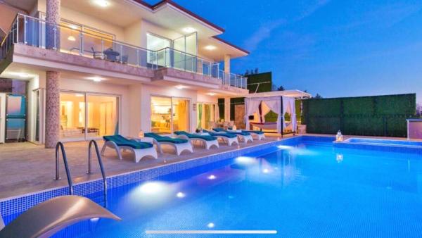 Islamlar Village 3 Bedroom Villa 9337, Kalkan