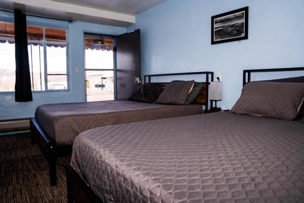 A la foto es mostra l'objecte Maverick Motel situat a la ciutat de Raton.