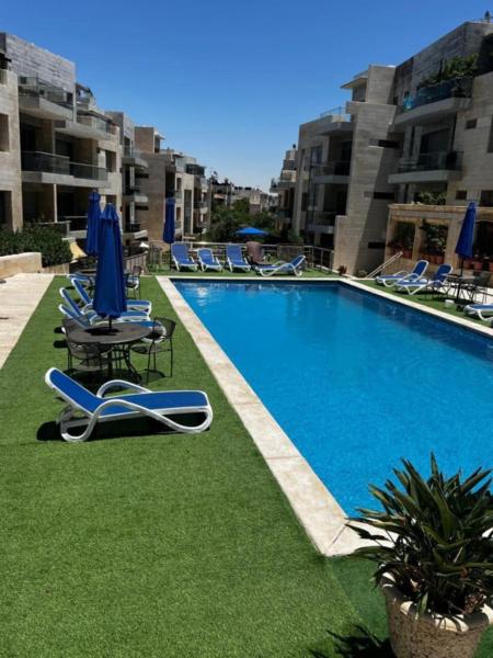 En la foto se muestra el objeto Luxury home Abdoun complex ubicado en la ciudad de Amán.