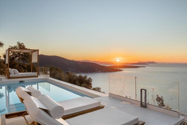 Urania Luxury Villa Rhea - Lefkada