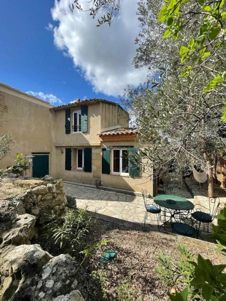 A la foto es mostra l'objecte Charmante maison au coeur du village - 2 chambres situat a la ciutat de Lambesc.
