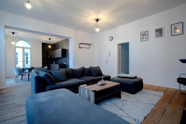 2BR Apartment AA Location Antwerp, Anversa