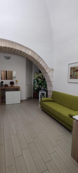 A la foto es mostra l'objecte Z'Minunno situat a la ciutat de Bitritto.
