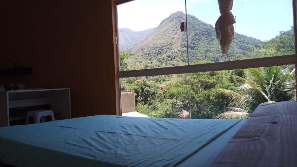 A la foto es mostra l'objecte Casa vista para as montanhas situat a la ciutat de Parati.