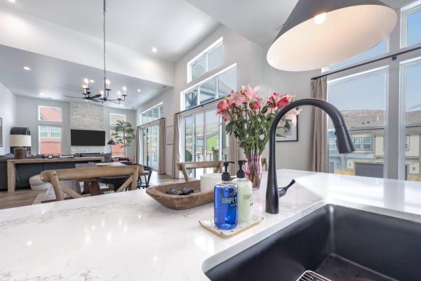 En la foto se muestra el objeto Park City Mountain Escape Mins to Resorts ubicado en la ciudad de Daniel.