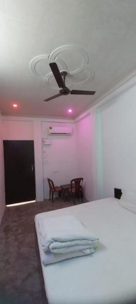 På bildet vises objektet Nishad Palace Guest House Lucknow som ligger i byen Lucknow.