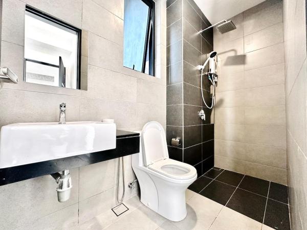 Фотография 7: Groups & Families Spacious Infinity Pool 3br 10pax