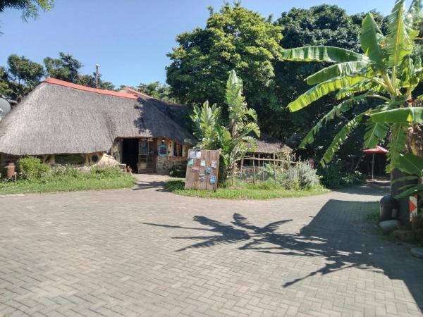 Op de foto is het object Yellowwood Forest Eco Retreat te zien, gelegen in de stad Morganʼs Bay.