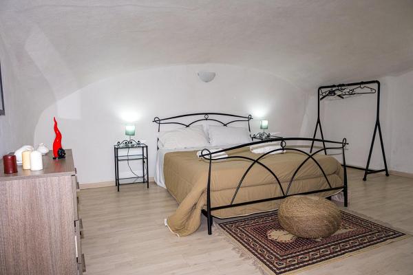 A la foto es mostra l'objecte Vecchia Napoli apt 20 situat a la ciutat de Nàpols.