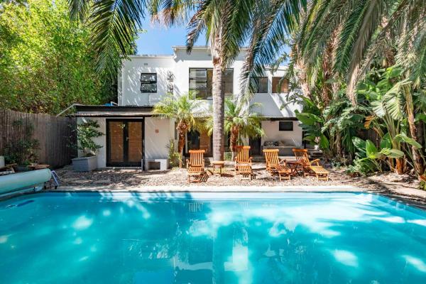 Antrim Villa By Totalstay - Camps Bay