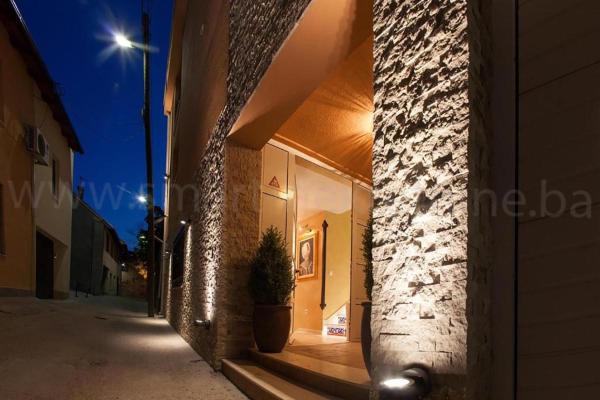 A la foto es mostra l'objecte Apartmans Dream House 2 situat a la ciutat de Mostar.