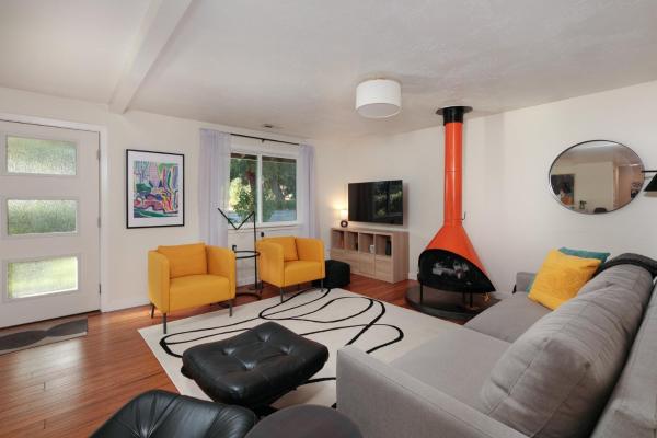 På billedet ses objektet Belle 30 Day beliggende i byen Hood River.