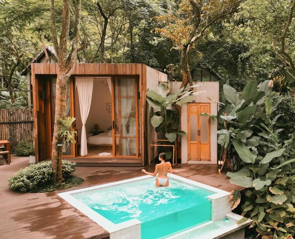 Nella foto è visibile l'oggetto Proud Phu Fah Maerim Resort situato nella città di Ban Dong.