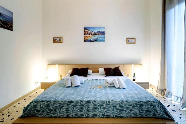 Na fotografii je vidět objekt Lascaris 11 apartament nacházející se ve městě Palermo.