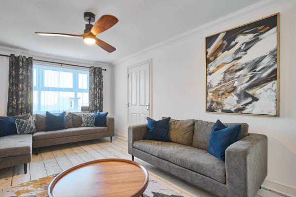 Host & Stay - Bumble Bee House - Cornualha