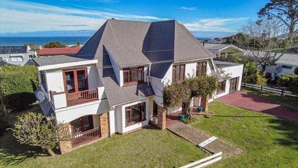 A la foto es mostra l'objecte Hephzibah Home situat a la ciutat de Hermanus.
