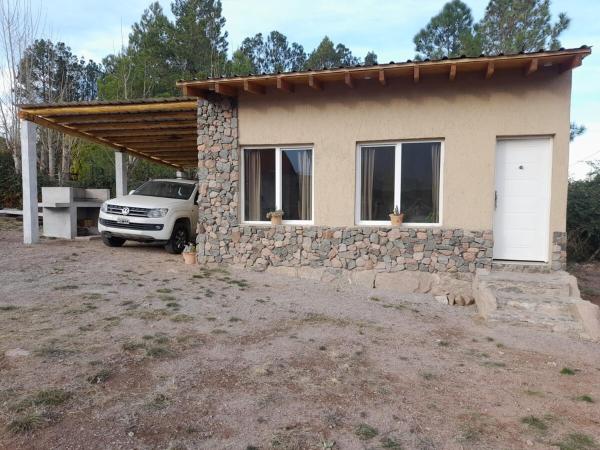 A la foto es mostra l'objecte Cabañas Camino Aconcagua situat a la ciutat de Cacheuta.