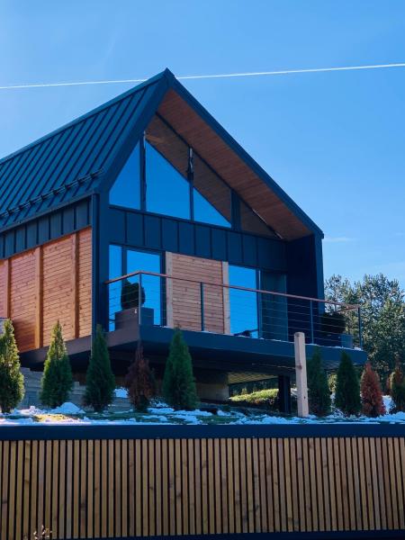 A la foto es mostra l'objecte Pine Chalet Vodice situat a la ciutat de Vodice.