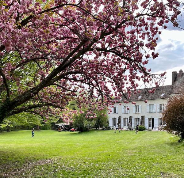 På billedet ses objektet Maison de famille vallée de Chevreuse beliggende i byen Chevreuse.