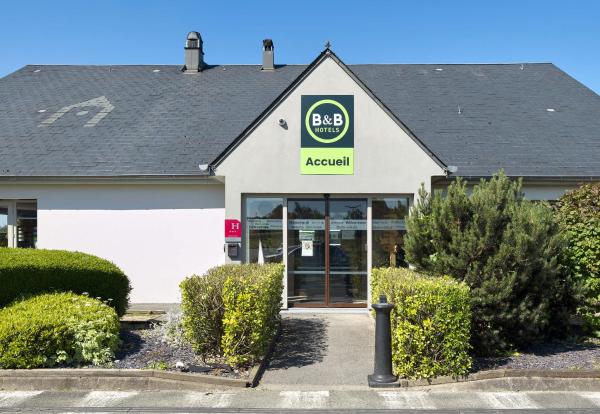 Na fotografii je vidět objekt B&B HOTEL Saint-Witz Roissy nacházející se ve městě Plailly.