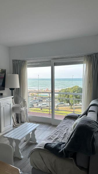 Departamento Frente Al Mar Entre Guemes Y Olavarria - Mar del Plata