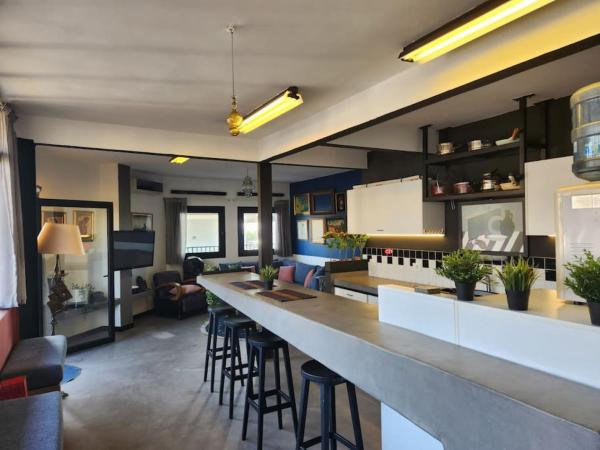 Private Mar Mikhael Loft Best View - Beirut
