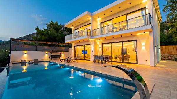 A la foto es mostra l'objecte Uzumlu Village 2 Bedroom Villa 3420 situat a la ciutat de Kalkan.