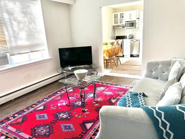 A la foto es mostra l'objecte Elegant Brand New Apartment in Central Burlington situat a la ciutat de Burlington.