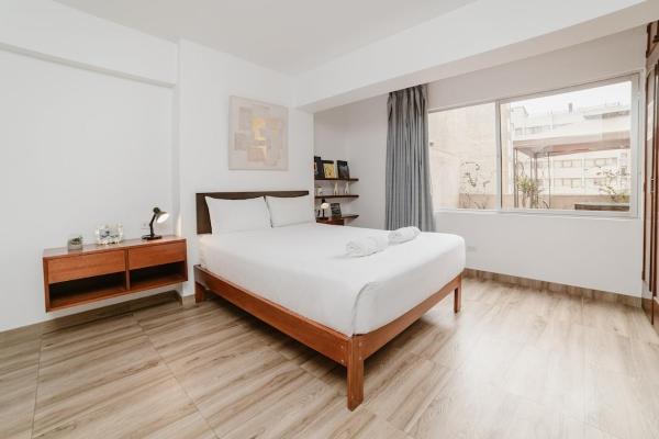A la foto es mostra l'objecte GRM308 Bright 2BR with BIG Terrace in Heart of Miraflores situat a la ciutat de Lima.